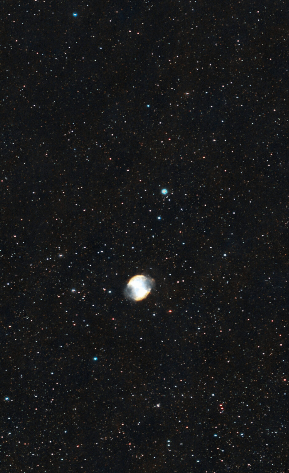 M27 Dumbell Nebula-Croped